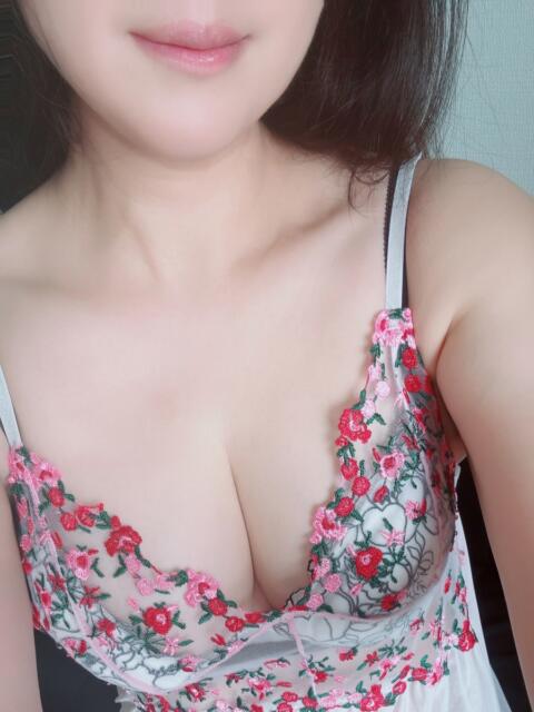 葉月ゆう 癒されるワイフ(【非風俗】メンズエステ)