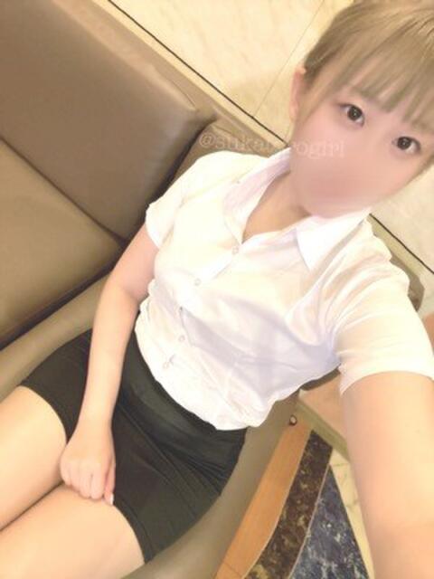 萌(もえ) 排泄マニア(派遣型スカトロ専門店)