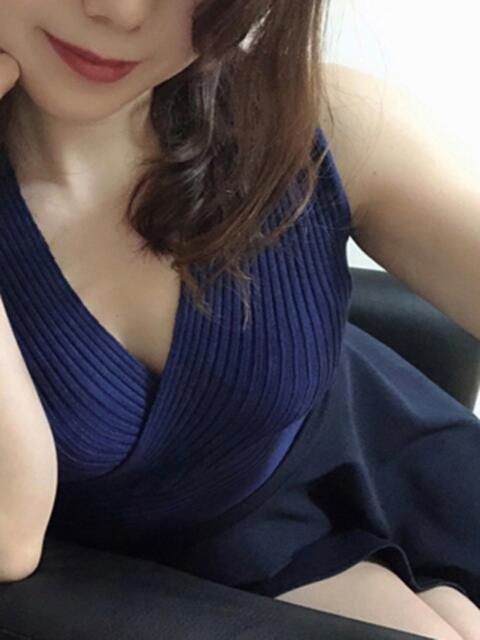 まなみ 美魔女セラピー(【非風俗】メンズエステ)