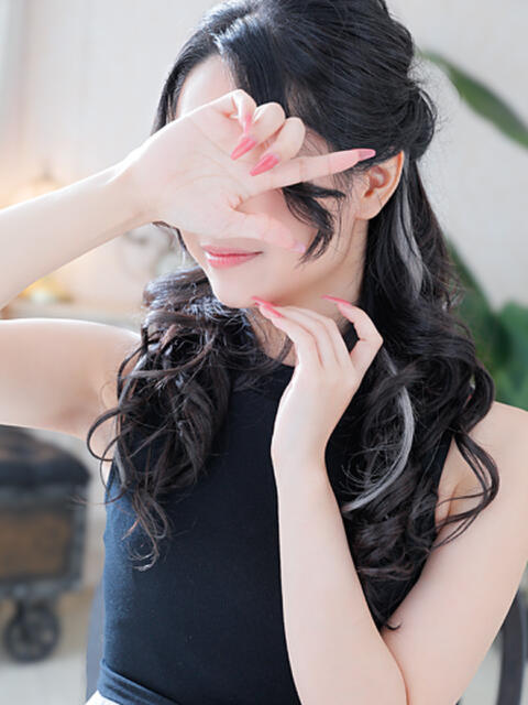 英美莉（えみり） Bijou R（デリヘル）