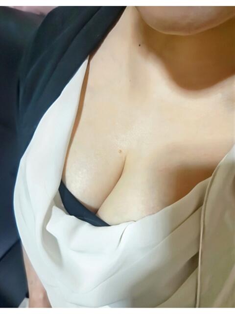 めめ ギン妻パラダイス 十三店（人妻系ホテヘル＆デリヘル）