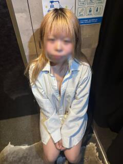 しな Smart(スマート)（池袋/おっパブ・セクキャバ）