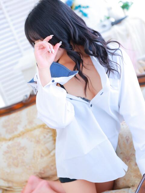 うい HONEY BROWN（セクキャバ）