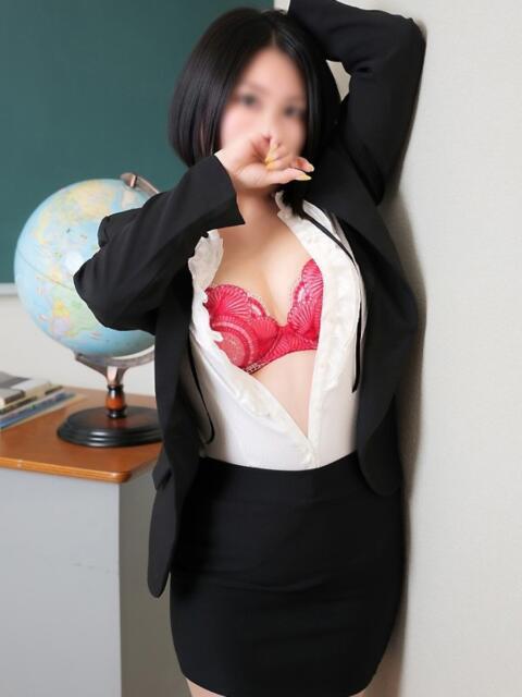 村上 詩織 イケない女教師 大阪店（ホテヘル＆デリヘル）