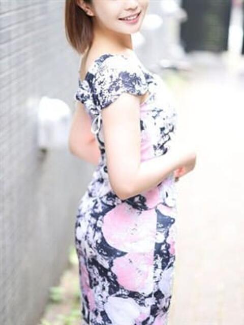 上条ありさ 全裸妻NTRサークル（デリヘル）