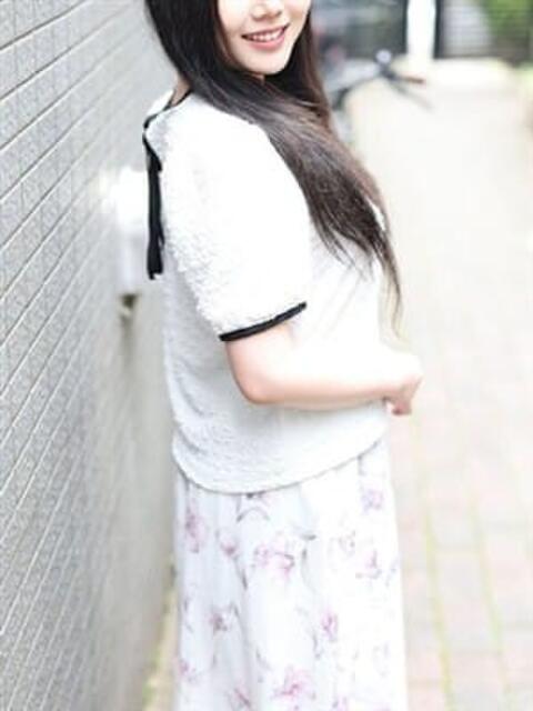 白石おんぷ 全裸妻NTRサークル（デリヘル）