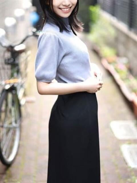 仲西まなか 全裸妻NTRサークル（デリヘル）