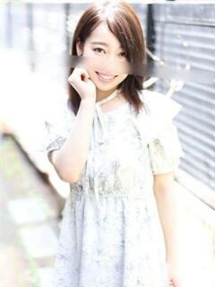 小川ゆな 全裸妻NTRサークル（新宿・歌舞伎町/デリヘル）