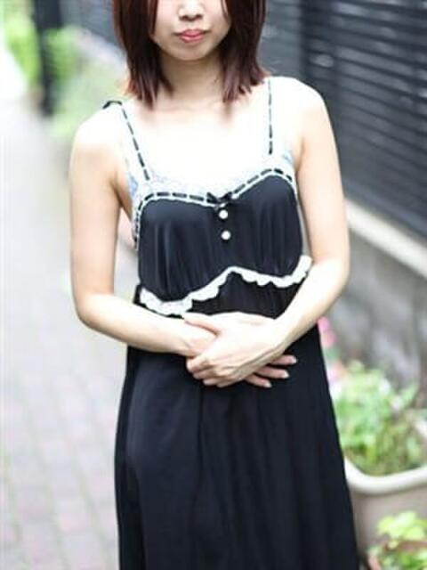 暁さんご 全裸妻NTRサークル（デリヘル）