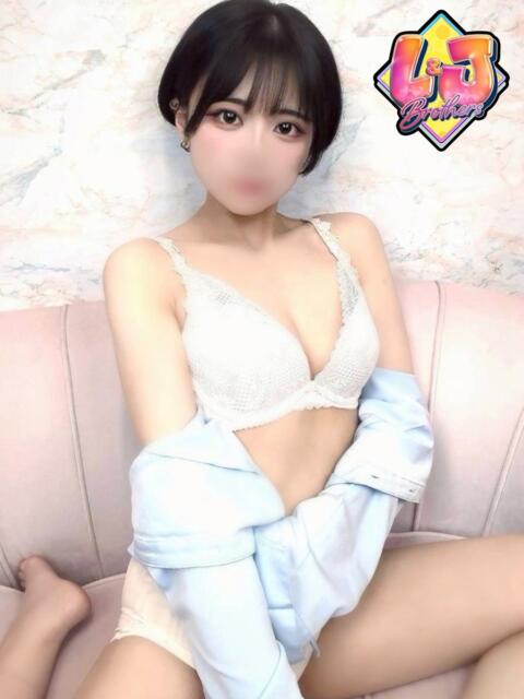 いおり 妖艶Eカップ清楚美女 L＆Jブラザーズ（デリヘル）