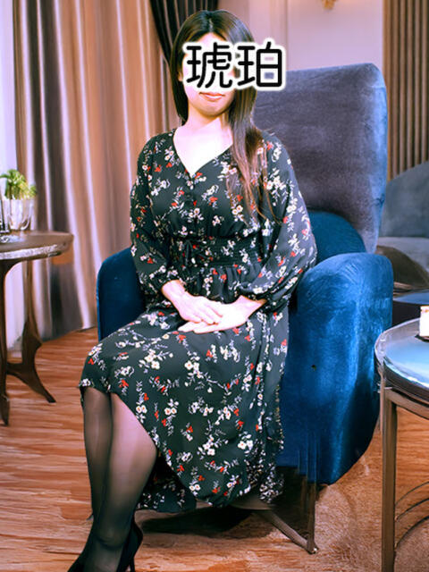 児島 琥珀(渋谷)(人妻デリへル)