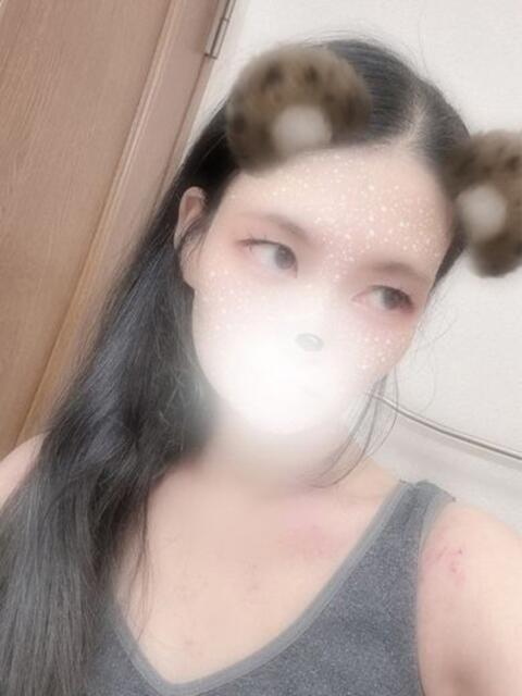 みどり★未経験沖縄娘 かりゆしOLの秘密【20代沖縄美女多数在籍-デリヘル×ヌードエステ】（性感エステ＆デリヘル）