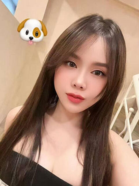 えみれ ラッキーラッキー（アジアンデリヘル）