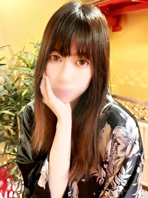 まお 紅(くれない)（セクキャバ）