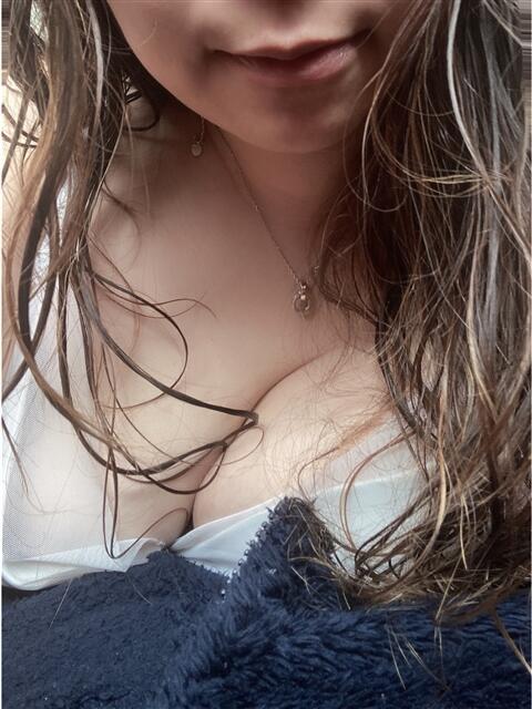 あや ギン妻パラダイス 十三店（人妻系ホテヘル＆デリヘル）