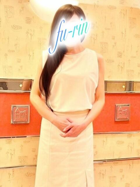 なな 風鈴（ふうりん）（人妻デリヘル）