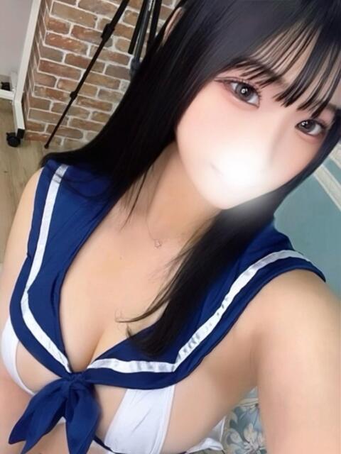 もえ 舐めたくてグループ～君とサプライズ学園～越谷校（デリヘル）