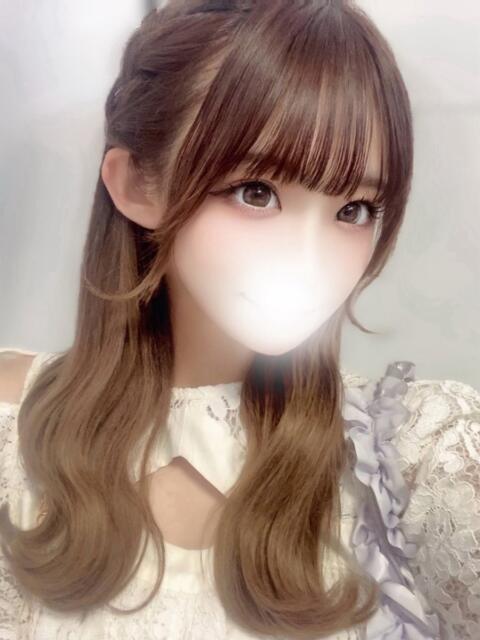 みなみ 舐めたくてグループ～君とサプライズ学園～越谷校（デリヘル）