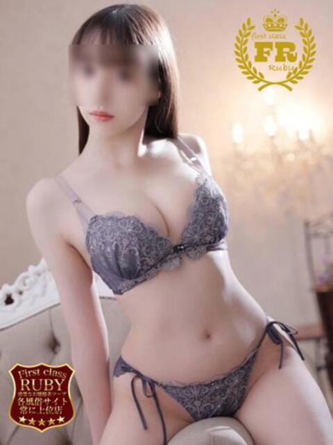 秋元 かえで　Ｇカップ清楚系 ファーストクラス ルビー（ソープランド）