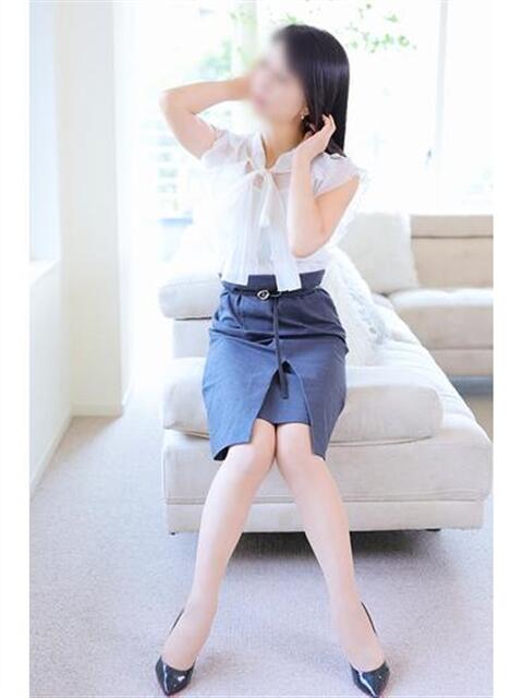 れいな 奥鉄オクテツ東京店(デリヘル市場)(駅待ち合わせ型人妻デリヘル)