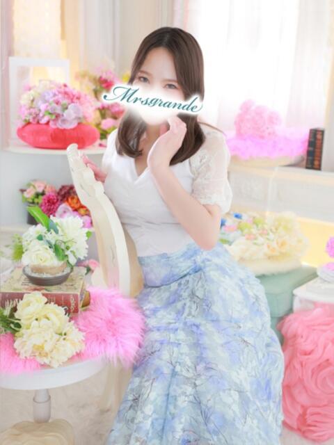 吉乃(よしの) ミセス グランデ（若妻・人妻デリヘル）