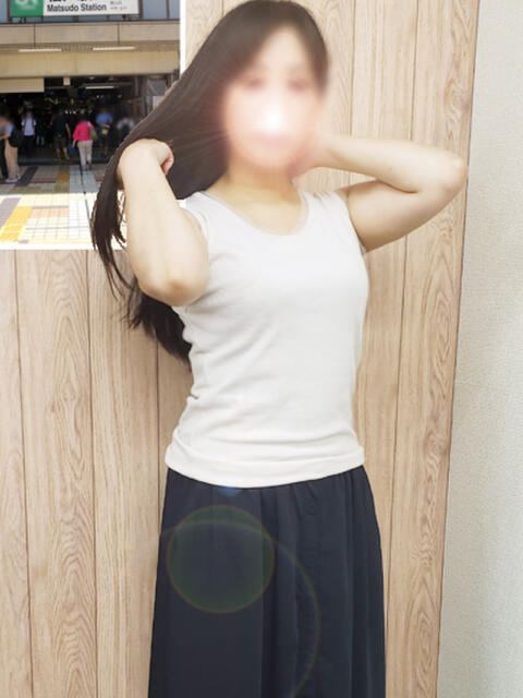 よしの 松戸駅西口ママ友さーくる（人妻デリヘル）