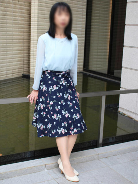 はるこ 完熟ばなな神戸・三宮店（待ち合わせ型熟女デリヘル）