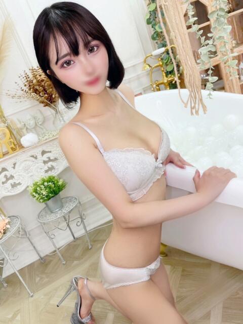 すずは【色白清楚娘はドスケベ】 STELLA NEXT－ステラネクスト－（デリヘル）