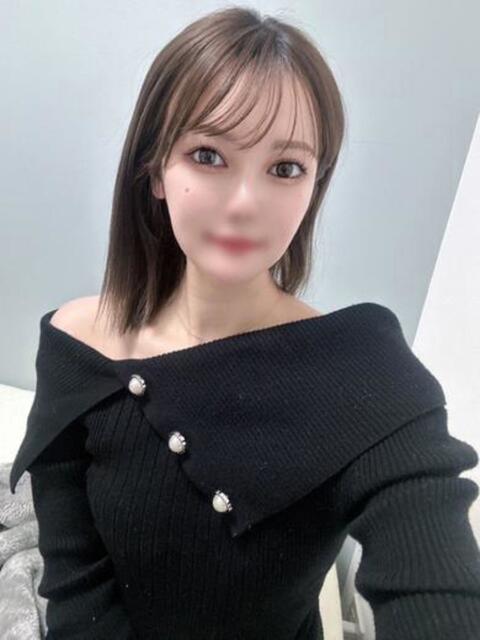 ひな【超カワ細身美脚の逸材】 STELLA NEXT－ステラネクスト－（デリヘル）