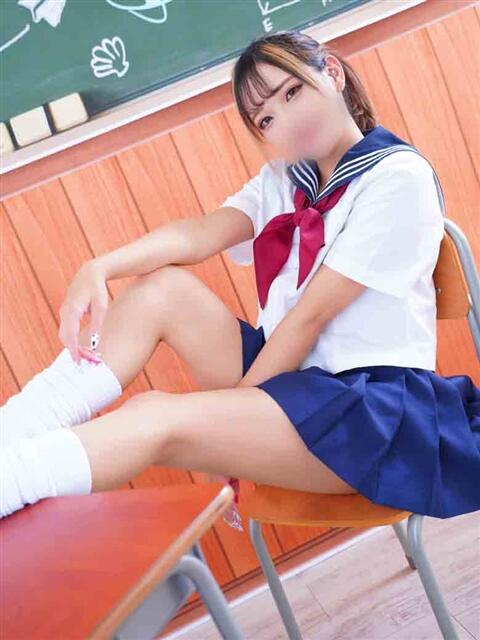 にこ Lesson.1沖縄校(風俗エステ)