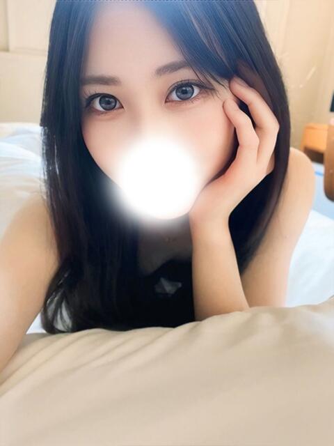 あゆ◆19歳潮吹きわがままクリ 即イキ淫乱倶楽部（デリヘル）