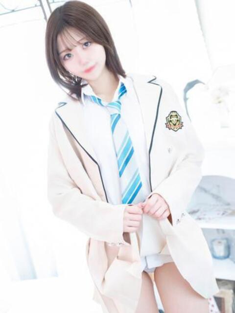 まり E+アイドルスクール品川店（デリヘル）