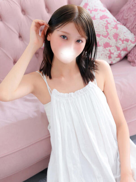 りあ★天真爛漫な敏感現役JD★ S級素人清楚系デリヘル chloe（デリヘル）