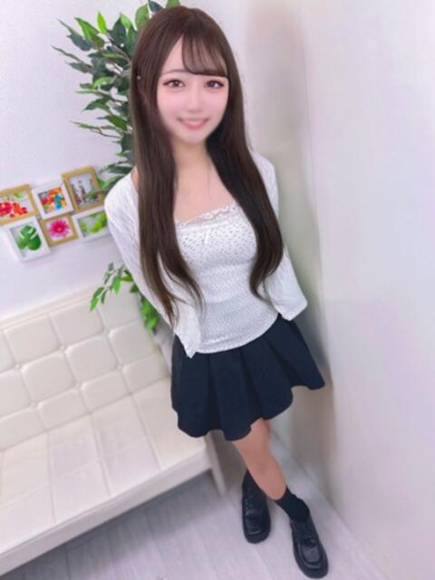 ねる S級しろうと娘(ホテヘル)