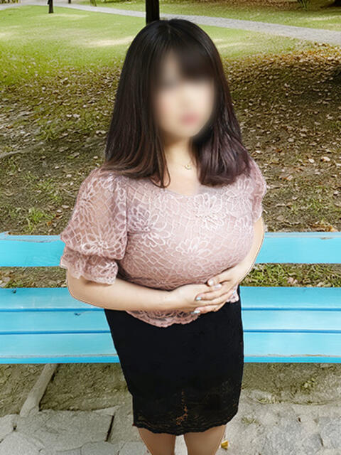 めぐみ 新宿ミセスラウンジ東京（待ち合わせ＆デリバリー）