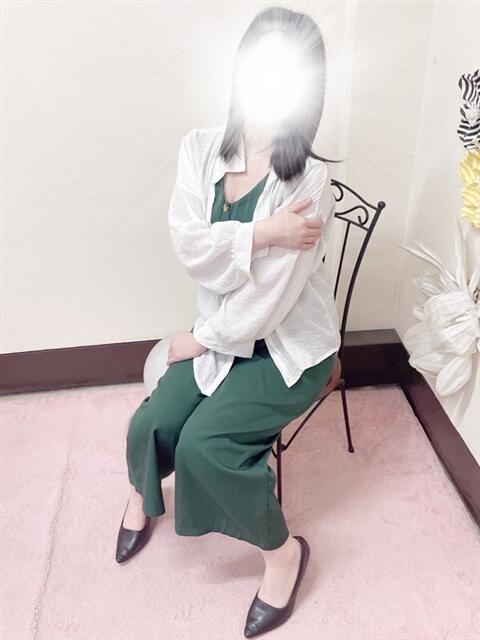 白石 人妻ザ・ベスト店～日本人専門～（人妻系デリヘル）