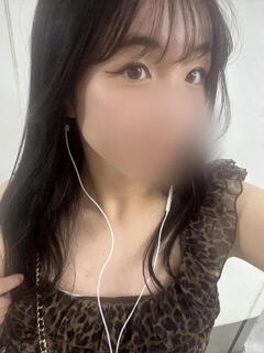 ユリ