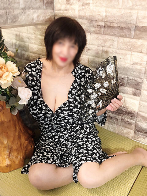 なな ぐらんまま（熟女デリヘル）