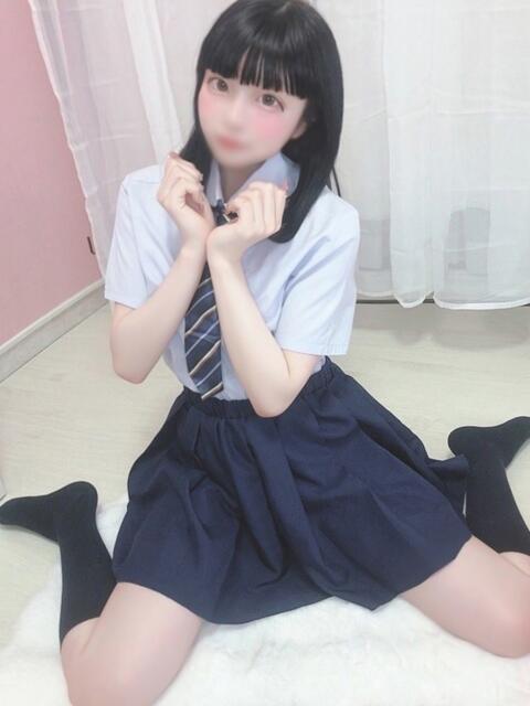 みるく E+アイドルスクール 大阪・日本橋店(デリヘル)
