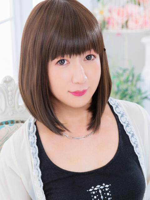 すみれ ラナ鶯谷（ニューハーフデリヘル）