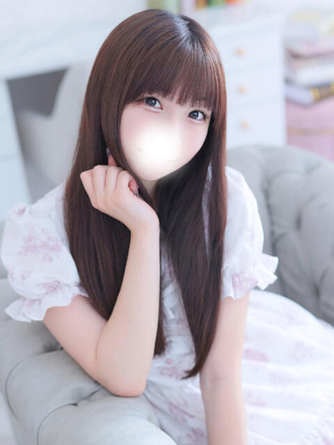 さらさ★純真黒髪の敏感現役JD 渋谷S級素人清楚系デリヘル chloe（デリヘル）