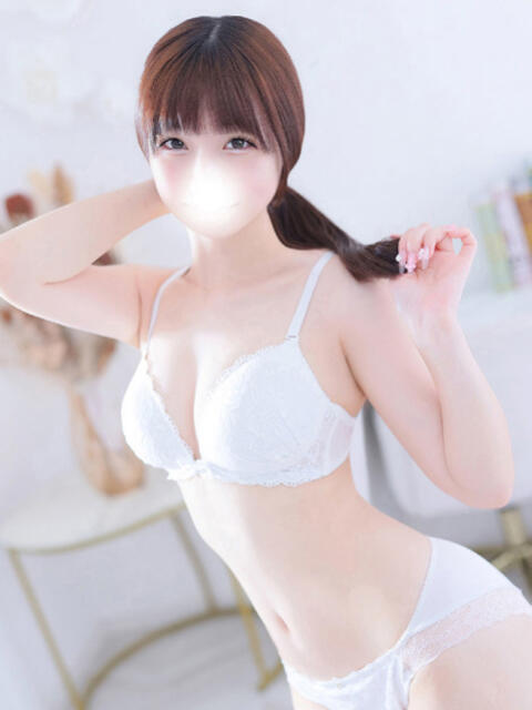 さらさ★純真黒髪の敏感現役JD Chloe五反田本店 S級素人清楚系デリヘル(デリヘル)