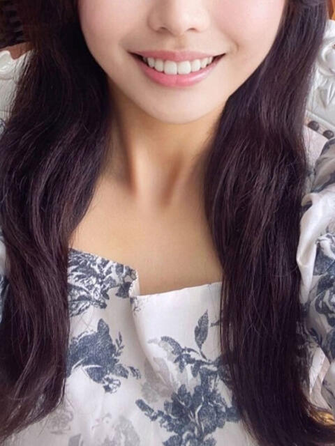 安藤れいな 全裸妻NTRサークル（デリヘル）