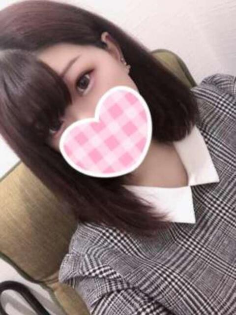 みるく オナクラ大人女子(オナクラ・手コキ)