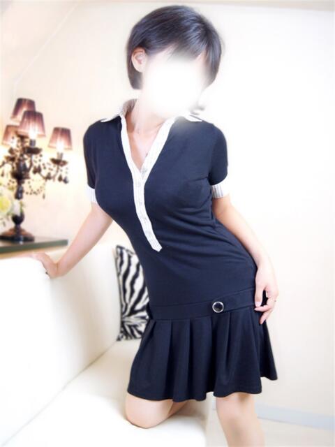 もも 人妻癒し倶楽部（人妻系デリヘル）