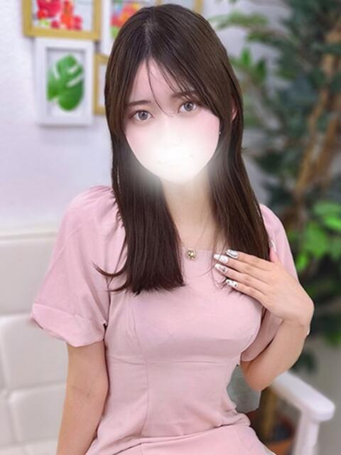 あゆみ S級しろうと娘(ホテヘル)