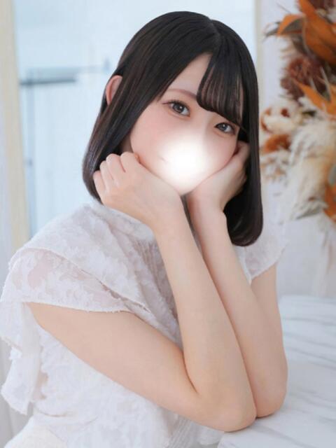 しおり★キス魔の密着プレイ★ Chloe五反田本店　S級素人清楚系デリヘル（デリヘル）