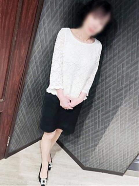 みつこ 妻天 梅田店(ホテヘル&人妻・熟女近郊デリバリー)