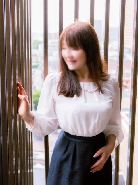 しいな みやこ(熟女デリヘル)