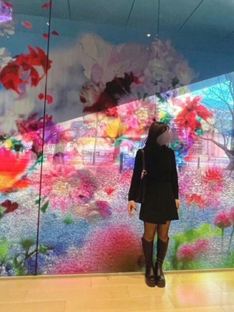 もも 舐めフェチの会（クンニ専門オナクラ）